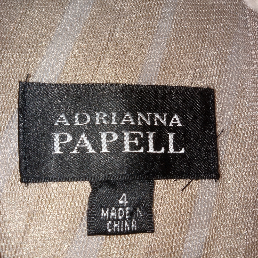 ADRIANNA PAPELL gold, tiered, champagne sheath dress.Size 4. EXCELLENT, LIKE NEW - Picture 4 of 6